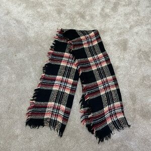 Plaid scarf